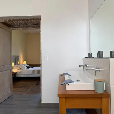 Exceptional Rental, Les Roses, 12 Beds Excideuil